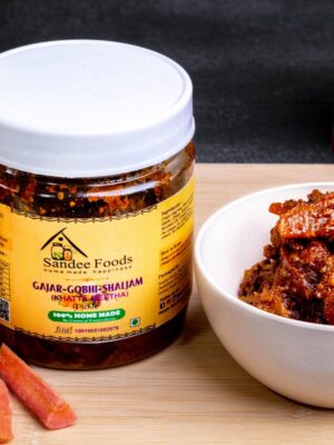 Gajar, Gobhi, Saljam Khatta-Meetha Pickle - Authentic Indian Achaar with Sweet and Sour Veggies