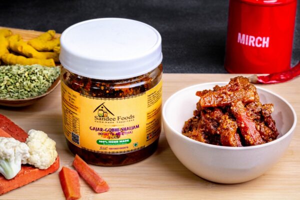 Gajar, Gobhi, Saljam Khatta-Meetha Pickle - Authentic Indian Achaar with Sweet and Sour Veggies