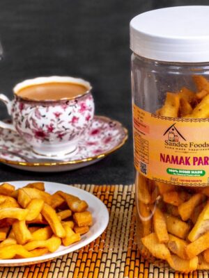 Sandee Foods Namak Para - Perfectly Spiced and Irresistibly Crunchy